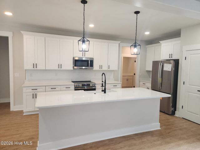 406 Sandlewood Drive NW, Calabash, NC 28467