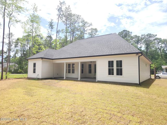 406 Sandlewood Drive NW, Calabash, NC 28467