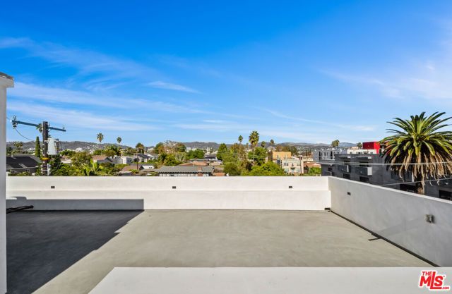 307 N Wilton Place 101, Los Angeles, CA 90004