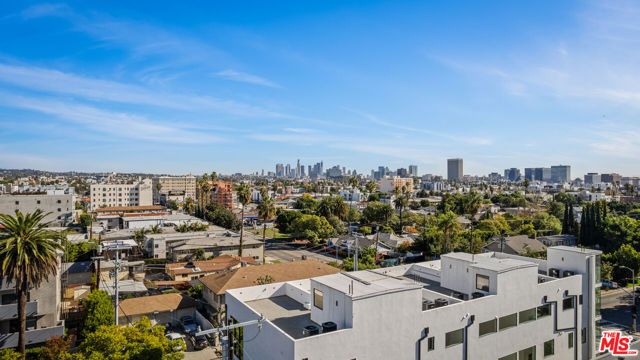 307 N Wilton Place 101, Los Angeles, CA 90004