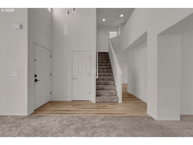 1275 Ne MORNING SUN Dr, Hillsboro, OR 97124