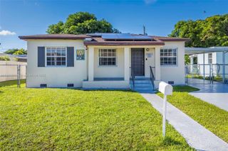 280 E 39th St, Hialeah, FL 33013