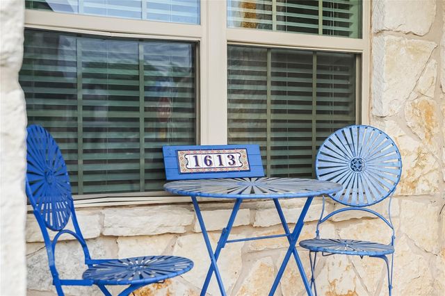 1613 Airedale RD 1503, Austin, TX 78748