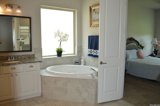 146 STABLEWOOD CT, Boerne, TX 78006