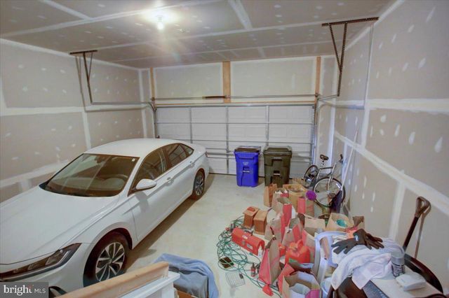 13011 NITTANY LION CIR, Hagerstown, MD 21740