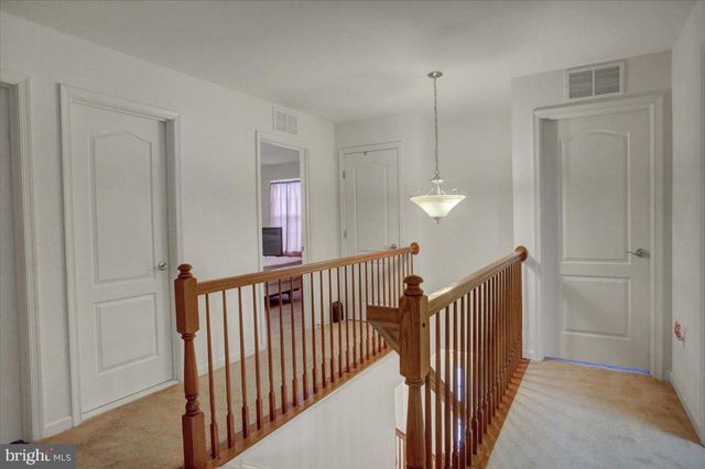 13011 NITTANY LION CIR, Hagerstown, MD 21740