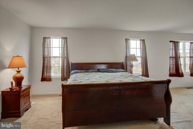 13011 NITTANY LION CIR, Hagerstown, MD 21740