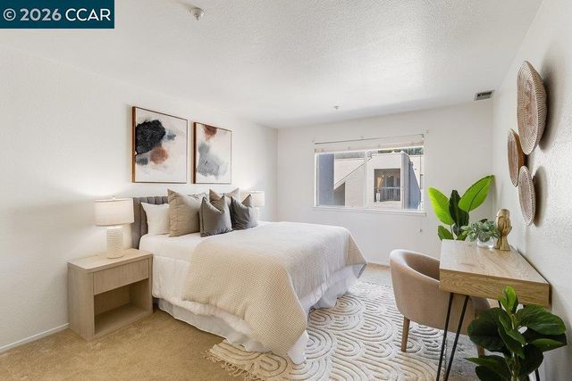 3183 Wayside Plz 307, Walnut Creek, CA 94597
