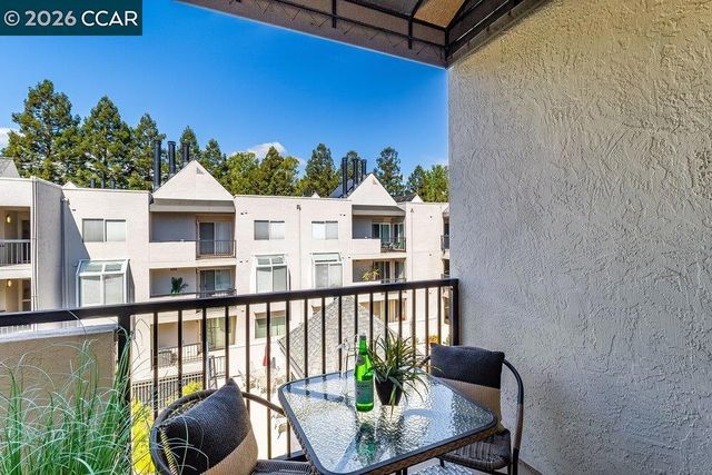 3183 Wayside Plz 307, Walnut Creek, CA 94597