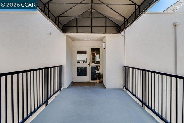 3183 Wayside Plz 307, Walnut Creek, CA 94597
