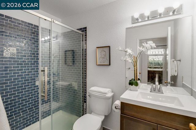 3183 Wayside Plz 307, Walnut Creek, CA 94597