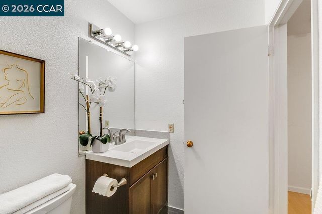 3183 Wayside Plz 307, Walnut Creek, CA 94597
