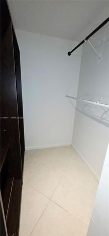 10425 SW 112th Ave 219, Miami, FL 33176