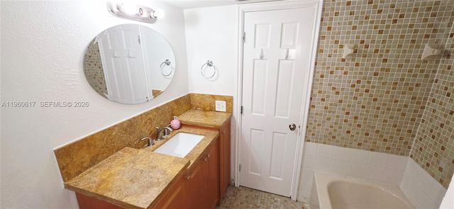 10425 SW 112th Ave 219, Miami, FL 33176