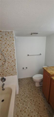 10425 SW 112th Ave 219, Miami, FL 33176