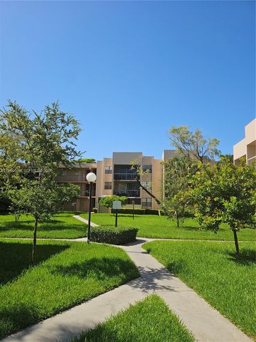 10425 SW 112th Ave 219, Miami, FL 33176