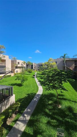 10425 SW 112th Ave 219, Miami, FL 33176