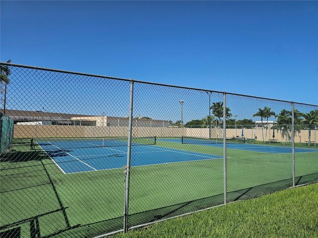 10425 SW 112th Ave 219, Miami, FL 33176