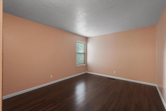 1721 Hiawatha Drive NE, Albuquerque, NM 87112