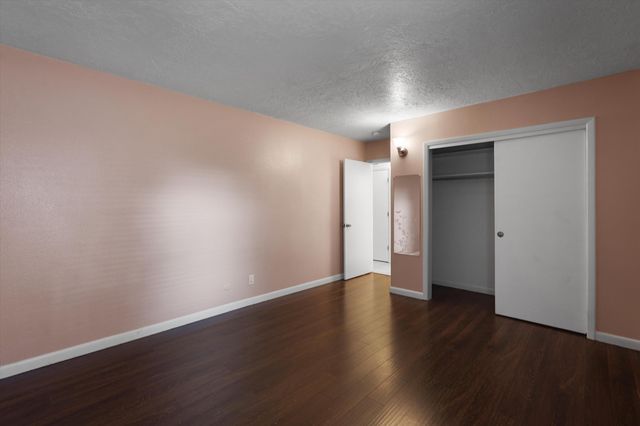 1721 Hiawatha Drive NE, Albuquerque, NM 87112