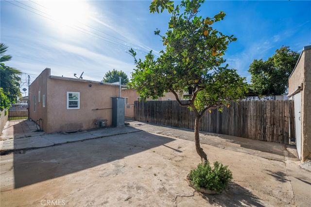 1320 N Neptune Avenue, Wilmington, CA 90744