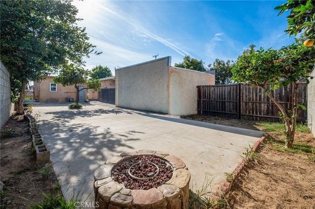 1320 N Neptune Avenue, Wilmington, CA 90744
