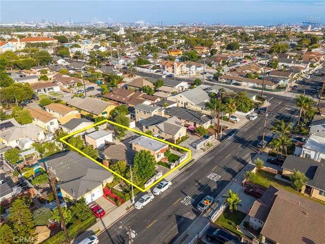 1320 N Neptune Avenue, Wilmington, CA 90744