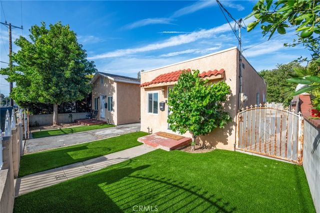 1320 N Neptune Avenue, Wilmington, CA 90744