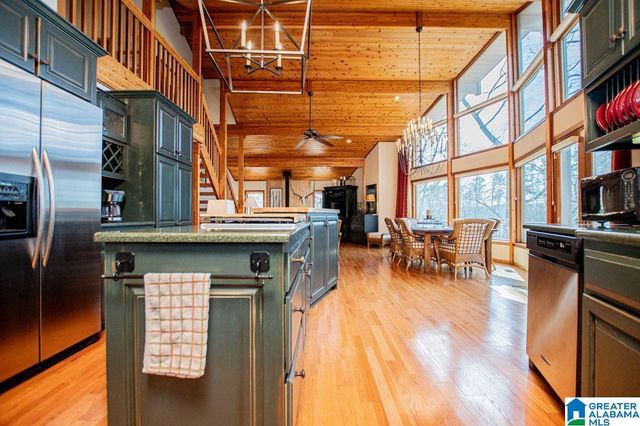 33 RED BIRD LANE, Wedowee, AL 36278