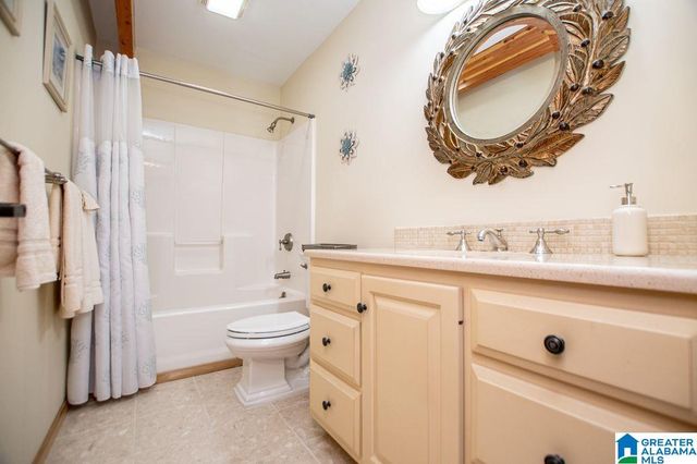 33 RED BIRD LANE, Wedowee, AL 36278