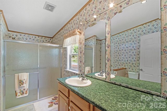 469 Hensley Branch Road, Burnsville, NC 28714