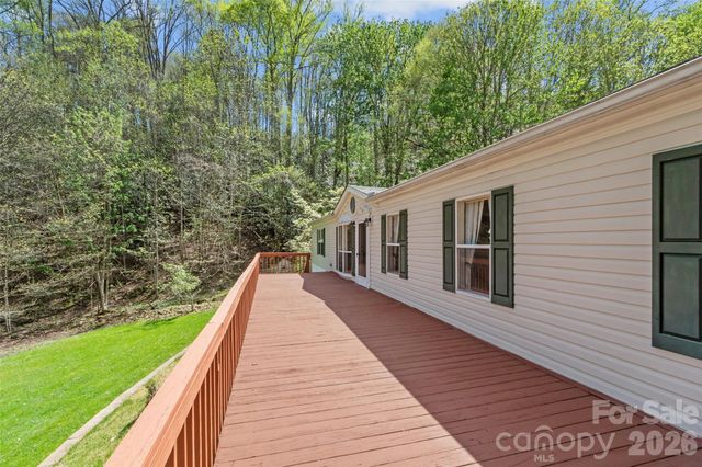 469 Hensley Branch Road, Burnsville, NC 28714