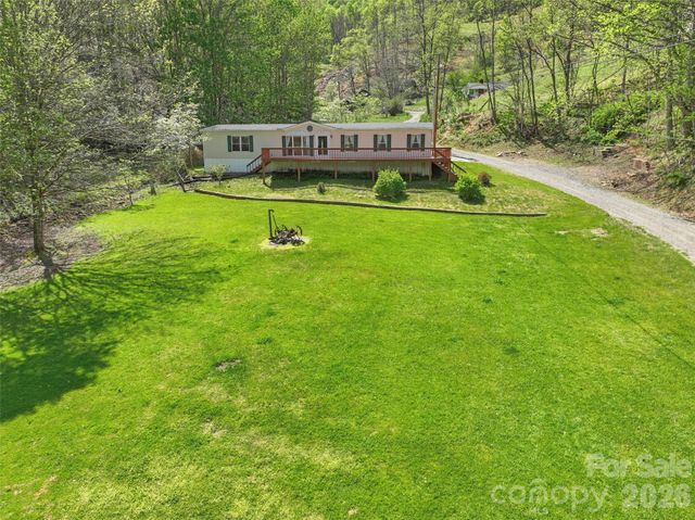 469 Hensley Branch Road, Burnsville, NC 28714