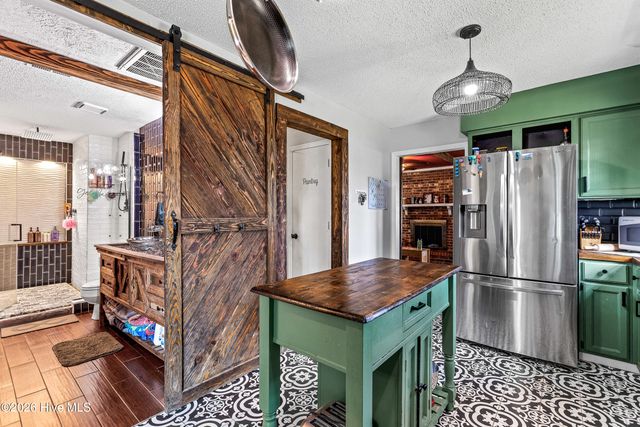 2418 Saddleridge Drive, Midway Park, NC 28544