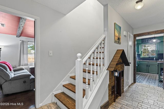 2418 Saddleridge Drive, Midway Park, NC 28544