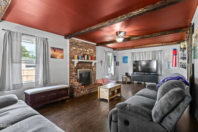 2418 Saddleridge Drive, Midway Park, NC 28544