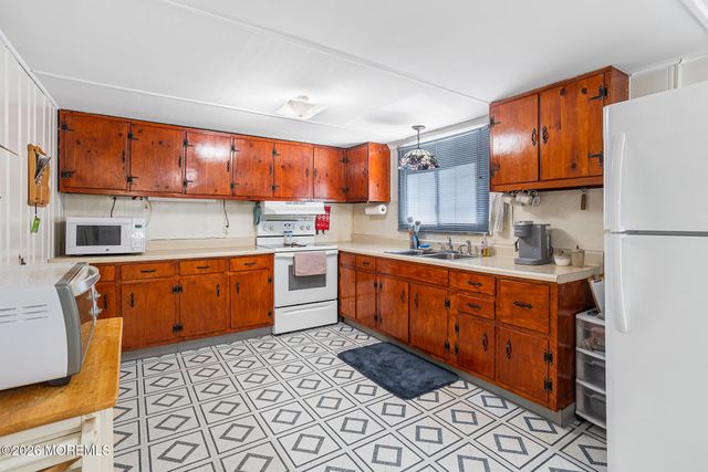 1 Imlaystown Hightstown Road, Allentown, NJ 08501