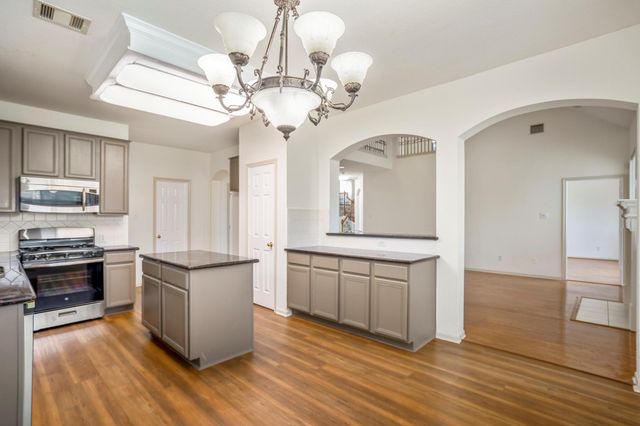 434 Williams Landing Drive, Sugar Land, TX 77479