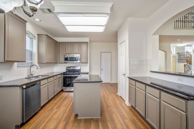 434 Williams Landing Drive, Sugar Land, TX 77479