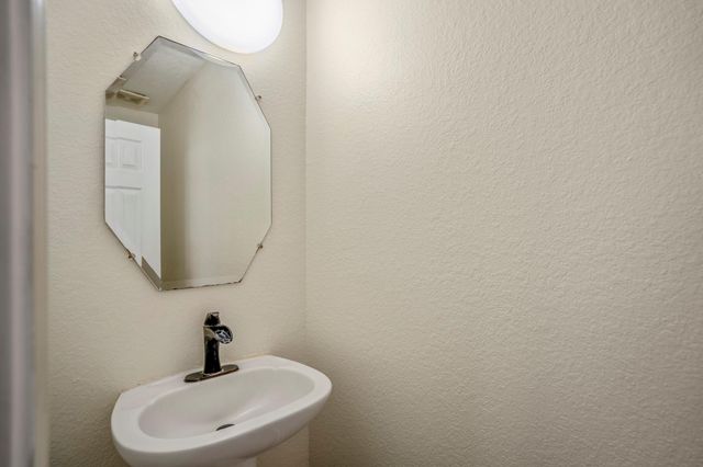 434 Williams Landing Drive, Sugar Land, TX 77479