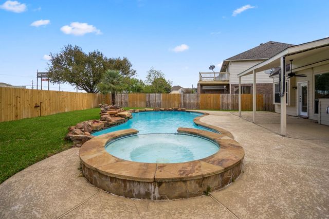 434 Williams Landing Drive, Sugar Land, TX 77479