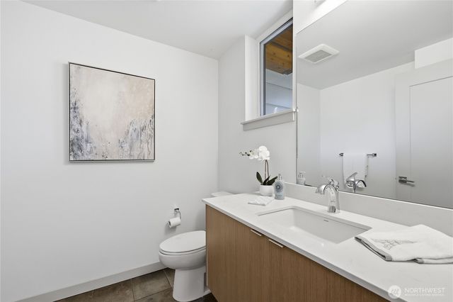 227 Ebi Lane NE, Bainbridge Island, WA 98110