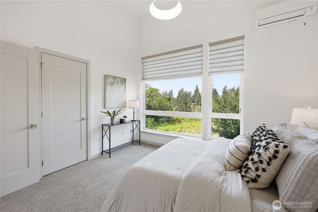 227 Ebi Lane NE, Bainbridge Island, WA 98110