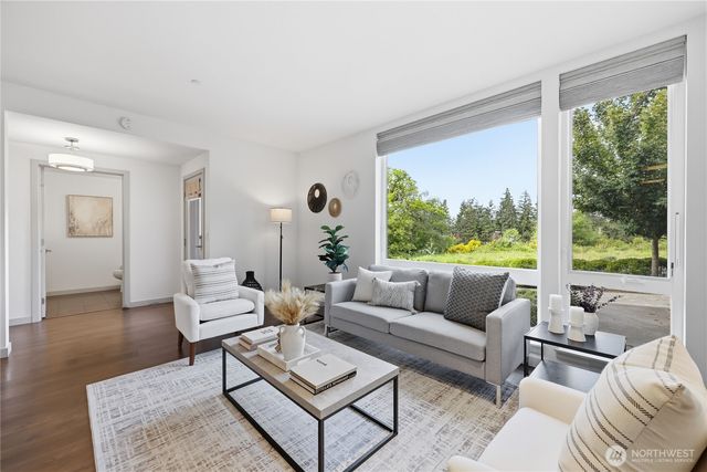 227 Ebi Lane NE, Bainbridge Island, WA 98110