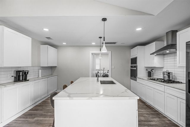 2760 N Hillbrier Circle, Plano, TX 75075