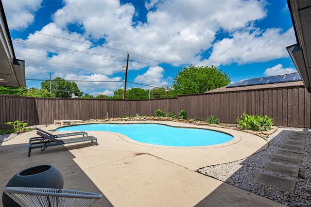 2760 N Hillbrier Circle, Plano, TX 75075