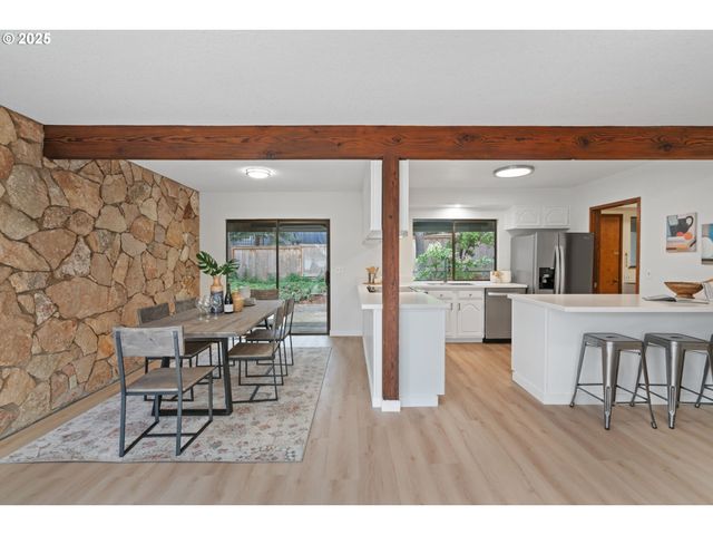 5845 RIDGETOP Ct, Lake Oswego, OR 97035