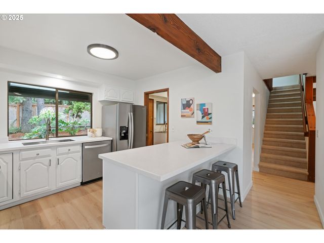 5845 RIDGETOP Ct, Lake Oswego, OR 97035