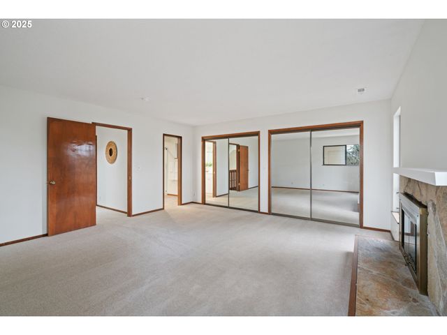 5845 RIDGETOP Ct, Lake Oswego, OR 97035