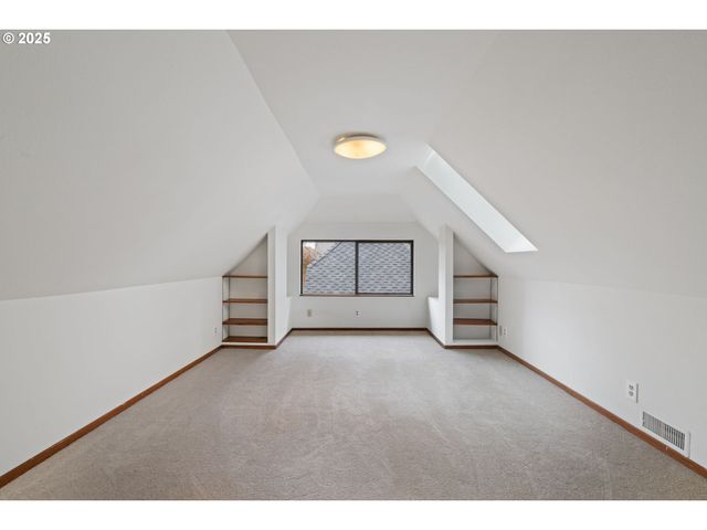 5845 RIDGETOP Ct, Lake Oswego, OR 97035